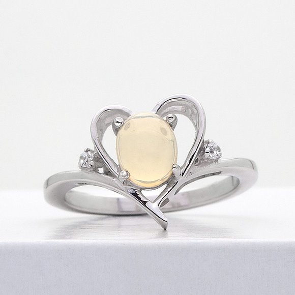 Silver Heart Opal Ring, Real Sterling Silver Stamped 925, Size 8 - Picture 5 of 10
